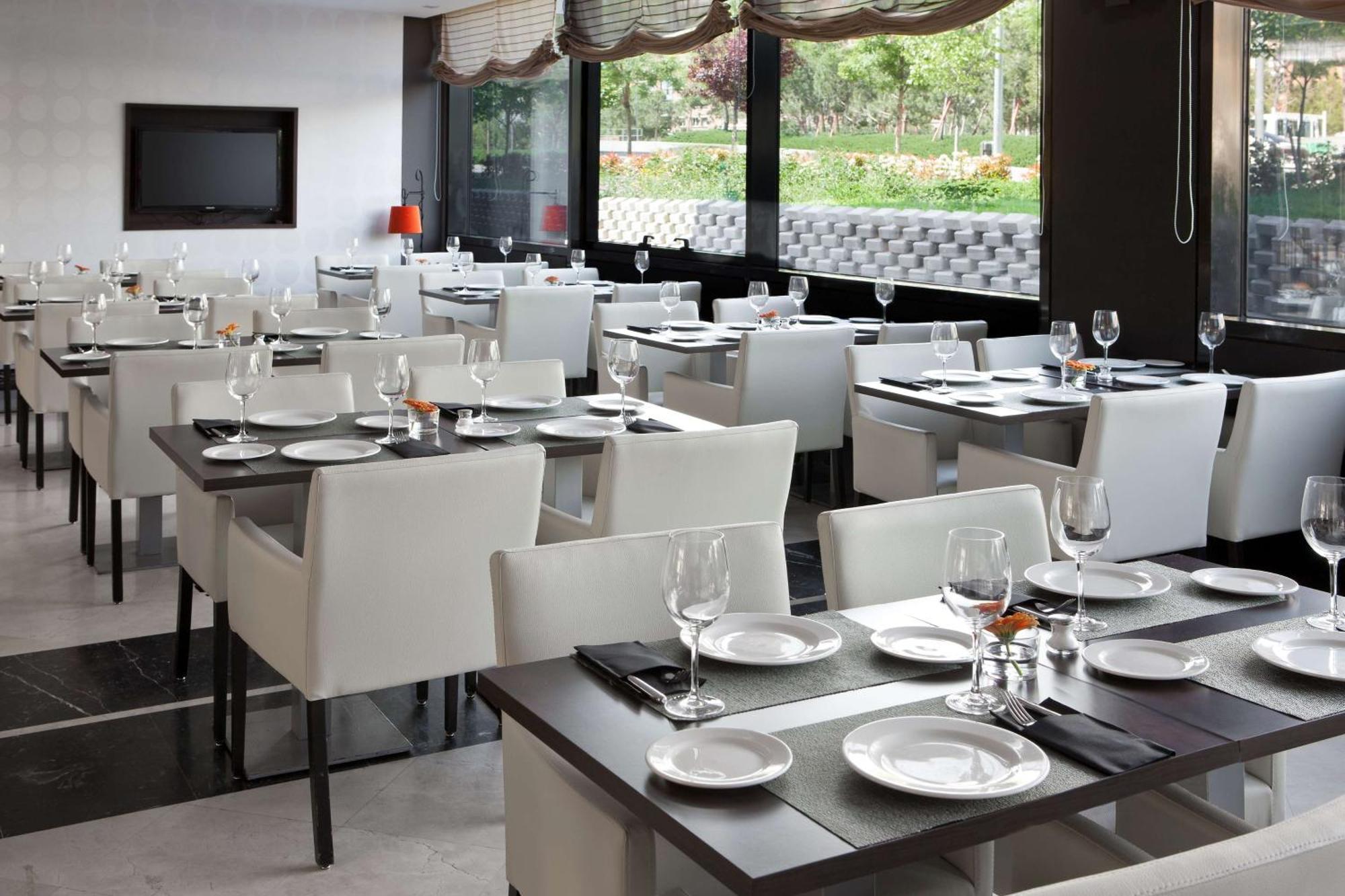Hotel Nh Madrid Ribera Del Manzanares Exteriér fotografie